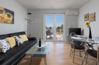 Apartman Noel s terasom i parkingom - Sumartin - 5
