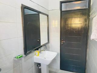 Luxe 2BR Apartment in Kampala - Kampala - 4