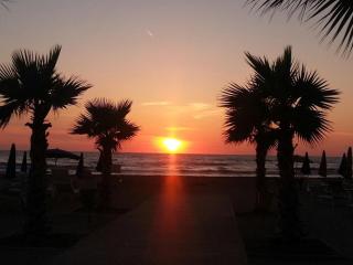 Wake Up by the Sea-Beachfront Apartment in Qerret, Albania - 4