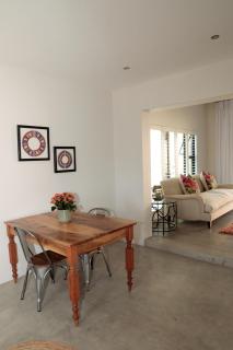 Gorgeous 1-bedroom Sandton flat - Johannesburg - 2