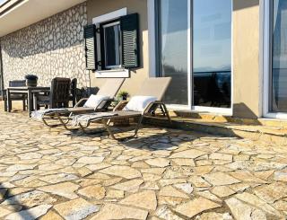 Seabreeze Studio, Stunning Sea and Mountain View - Chlomós - 1
