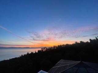 Seabreeze Studio, Stunning Sea and Mountain View - Chlomós - 4