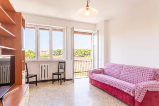 GuestHost - Spacious Apt with Canal&Fortress view - 4