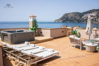 Fuerte Luxury Penthouse & Jacuzzi - La Herradura - 0