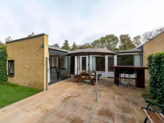 Bungalow near Sint Maartenszee Beach - Sint Maartensvlotbrug - 7