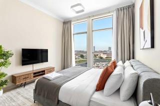 Silkhaus furnished studio in Art Gardens with pool access - Dubai - 8