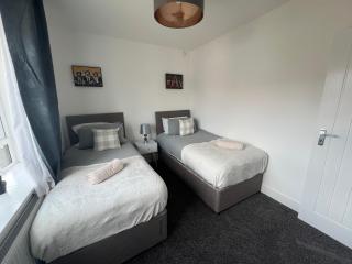 Perfect Contractor house-3 free parking space-EV charging-Secure-Quiet-Modern - Cheshunt - 7