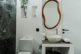 NEW! Unreal Villa 1 - 2BR Villa in Pererenan - Canggu - 2