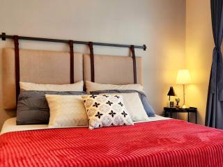 7U Uptown Parksuites Cozy Hidden Gem Near Mitsukoshi & Uptown Mall FREE PARKING with Washer - Manila - 0