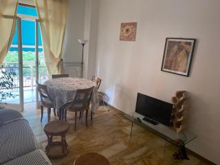 The Riviera Apartment - 0
