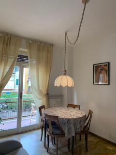 The Riviera Apartment - 6