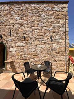Tholopotami Stone House - - 7