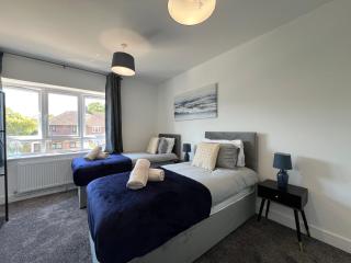 New Build-Free Parking-EV charging-3 Bedrooms-3 showers - Cheshunt - 8