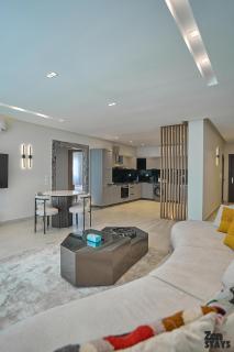 ZEN stays - Artsy 2BR Lakeview Residence - Il Cairo - 9