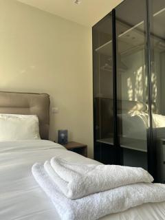 ZEN stays - Artsy 2BR Lakeview Residence - Il Cairo - 1