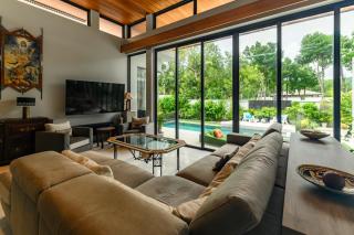 Botanica Modern Loft by RESAVA - - 8