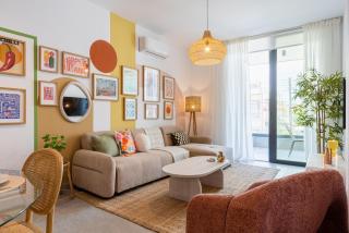 Lunette - Artful 1-BR Apartment & Balcony in Larnaca - Lárnaca - 0
