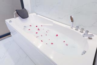 Mia Noi Bai Airport Hotel - 4