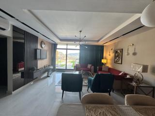 Penthouse Horizons Luxury 3Bd Apt in Murree - 2