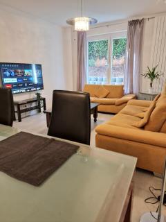 Modern Central Apartments near Hbf & Messe Essen - 2