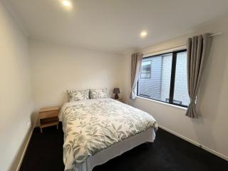 7th Heaven on Waikato River - Hamilton - 4