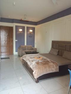 Northeye Studio Apartment Noida - Noida - 7