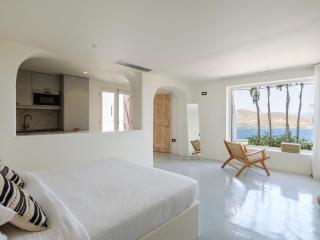Villa Levi's by Ethos Hospitality - Tennis Court - Panormos Mykonos - 2