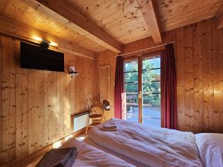 Chalet Flair - 2