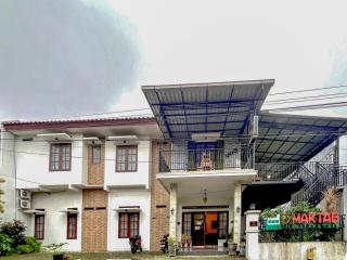 D Maktab Homestay Syariah Mitra RedDoorz near Soekarno Hatta Street Malang - Malang - 2