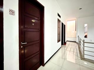 D Maktab Homestay Syariah Mitra RedDoorz near Soekarno Hatta Street Malang - Malang - 7