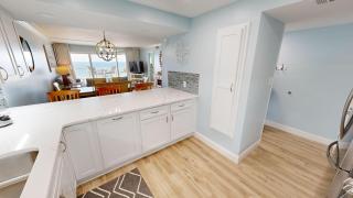 Beach House 404C - 5