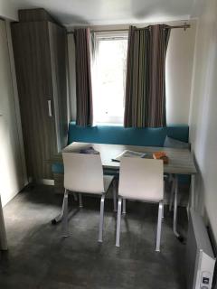 Camping 3 étoiles - Piscine - ccbbhgd - 3