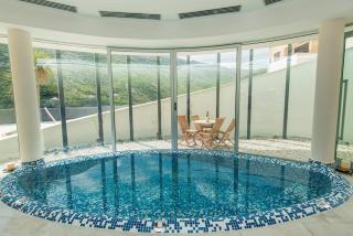 Gorgeous Morinj Resort - Donji Morinj - 9