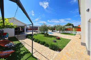 Flat with private pool rastane - Donje Raštane - 7