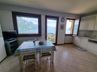 Casa ARIA Iseo Lake - panoramic house with pool - 1