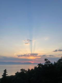 Sunrise Apartment, Stunning Sea and Mountain View - Chlomós - 6