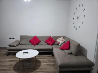 Chic Apartament Pazari I Ri New Bazaar - Tirana - 5