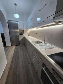 Chic Apartament Pazari I Ri New Bazaar - Tirana - 4