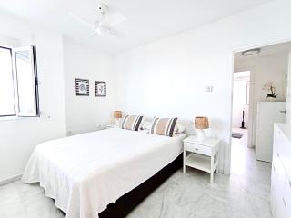 KEYWISE Beachhouse OceanBlue Duplex de lujo en primera línea con vistas espectaculares , Solárium privado y piscina - Benalmádena - 9