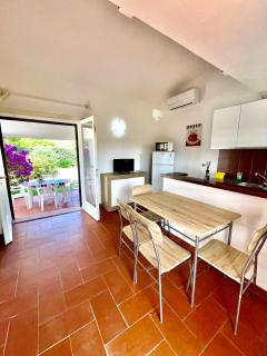Vermentino Appartamento in Villa a 200m dal mare -Giardino, Wi-Fi, AC, BBQ, Parcheggio - Budoni - 2