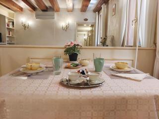 Rialto Elegant Hideaway near St Mark's Square - Venice - 3