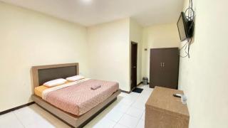 Allisa Motel - - 2