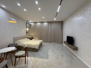 Sea Breeze Studio Apartment - Baku - 9