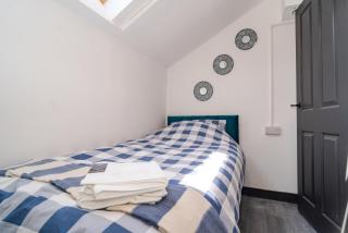 Penthouse City Centre Apartment - Royal Tunbridge Wells - 8