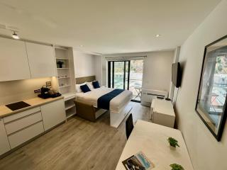 Modern Studio Apartment at The Hub - Gibilterra - 0