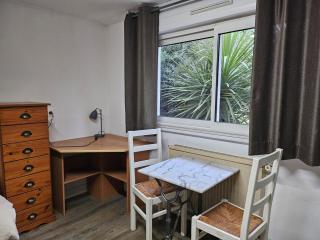 Chambre meublée avec cuisine équipée - Vic-en-Bigorre - 1