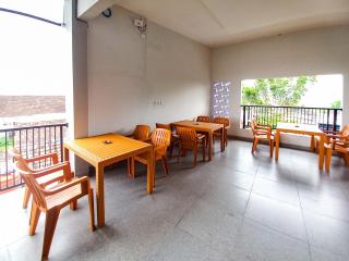 RedDoorz Plus Syariah at Umyas Hotel near Terminal Anjuk Ladang Nganjuk - Nganjuk - 8