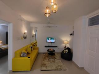 NK Homes Deluxe 2BHK Apartments with Kitchen & Wi-Fi - Hyderabad - 9