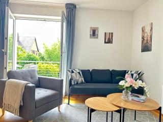 8 Einzelbetten - 6 Schlafzimmer - Wohnzimmer & große Terrasse mit Grill - 2 Bäder - Wohnung auf 2 Ebenen - Nähe Messe Stuttgart & A81 - Ideal für Teams & Familien - Böblingen - 9