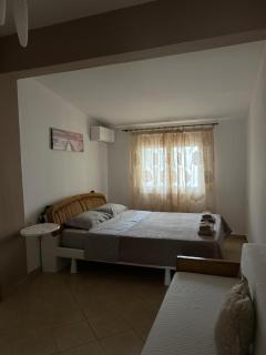 Sofi's Seaside - Ofrínion - 1